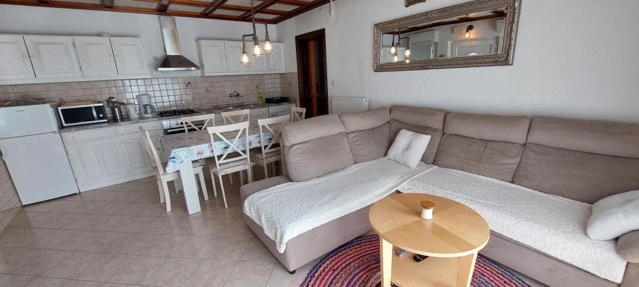 Apartman Sanja Kampor Eksteriør bilde